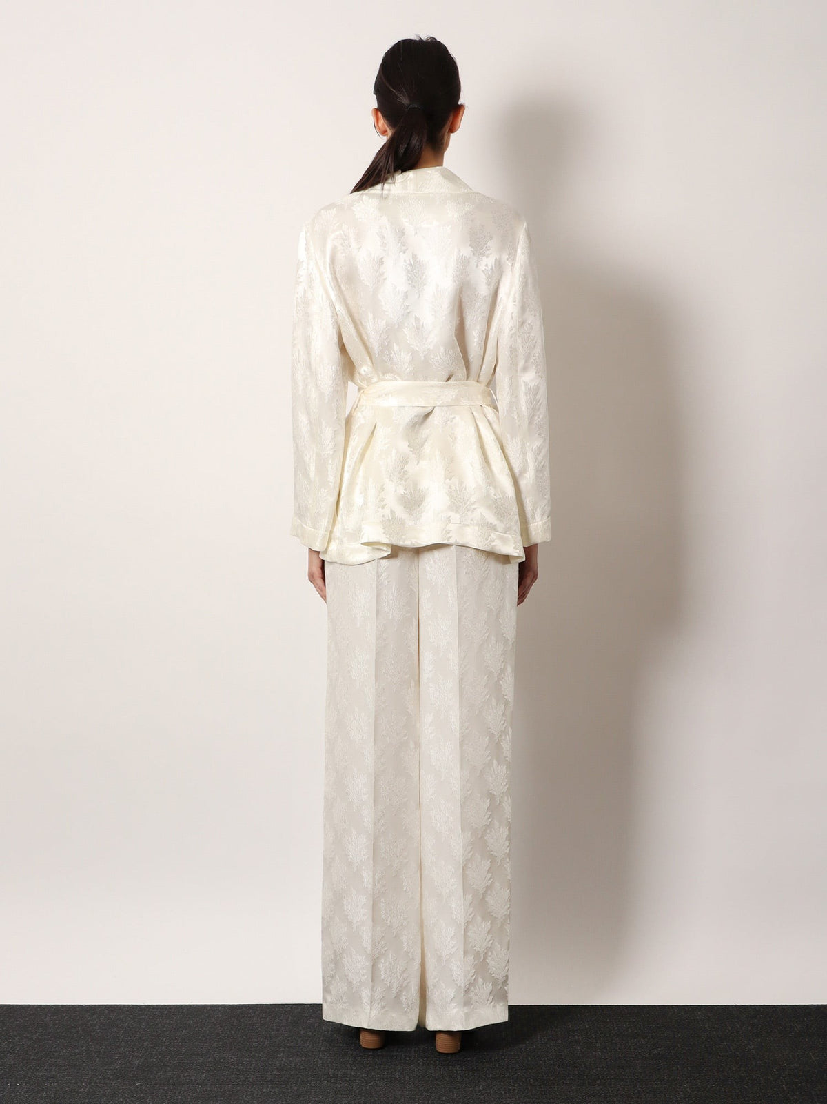 Jacquard silk trousers with floral motif 3