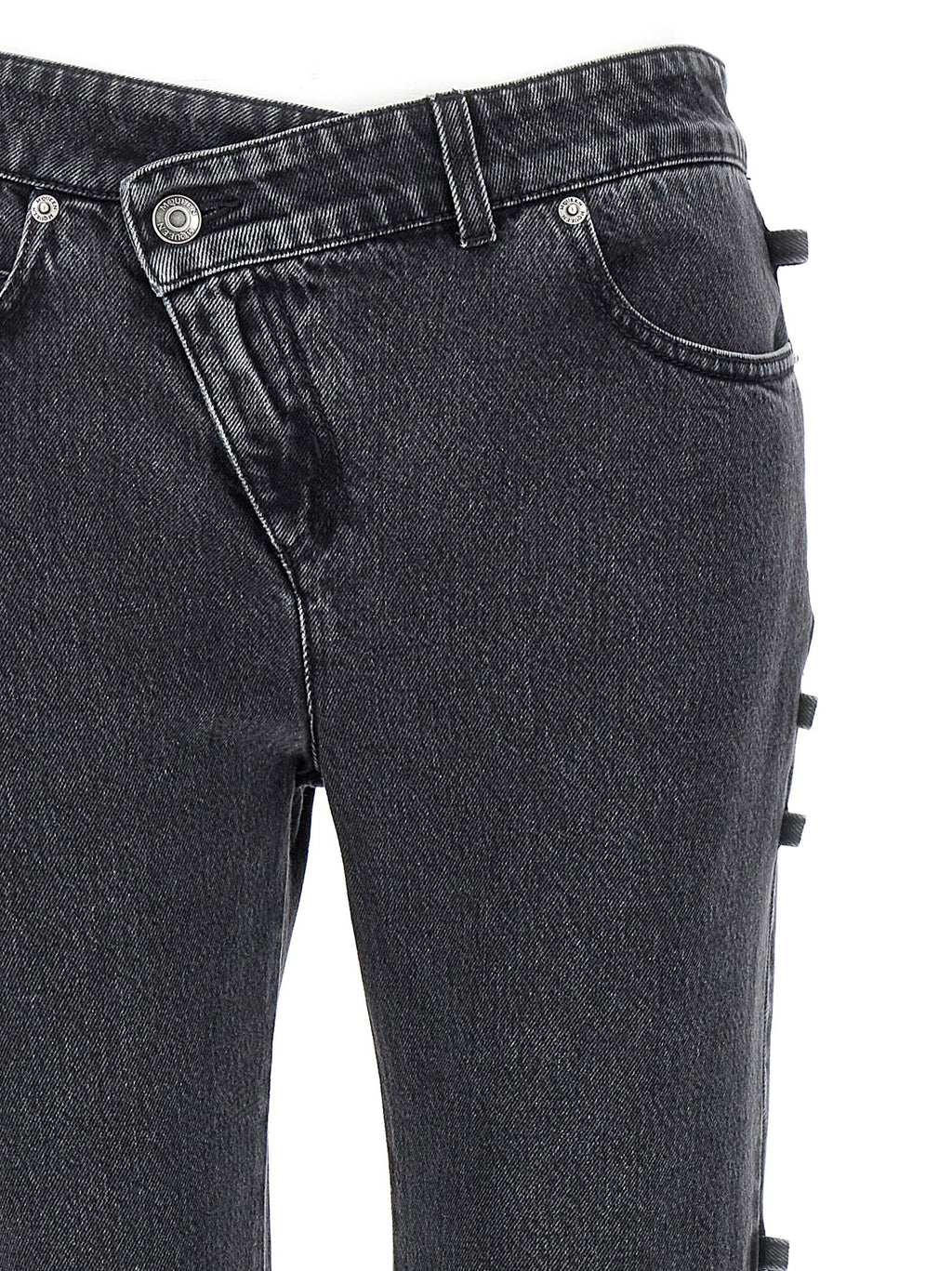 Jeans asymmetric closure 3