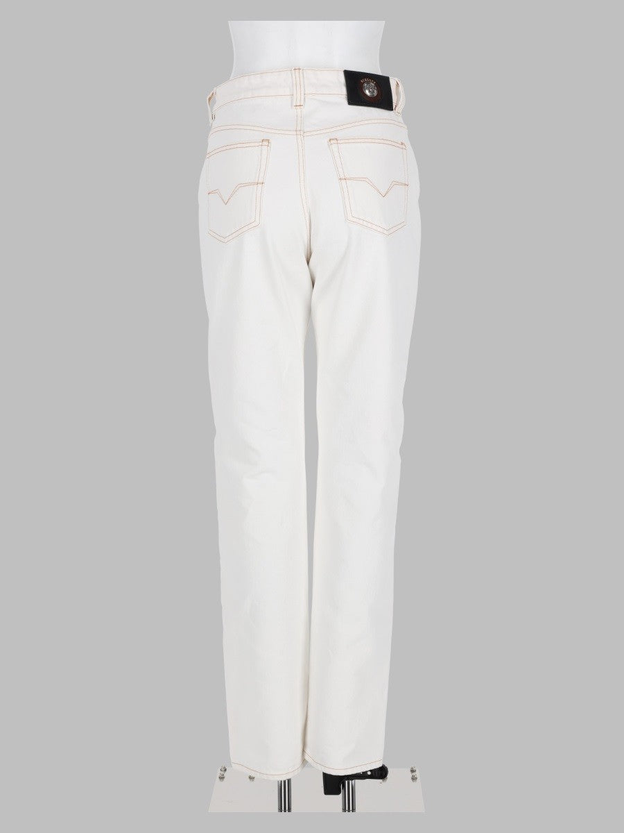 Jeans con Logo 2