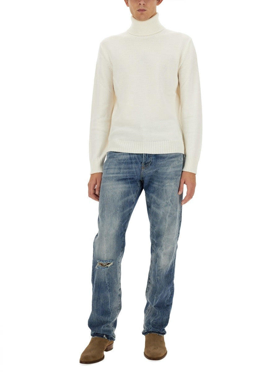 JEANS IN DENIM 2