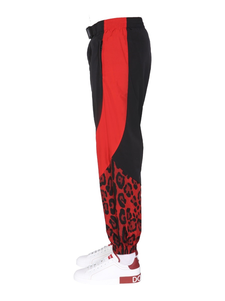 JOGGING PANTS WITH ANIMAL PRINT 3