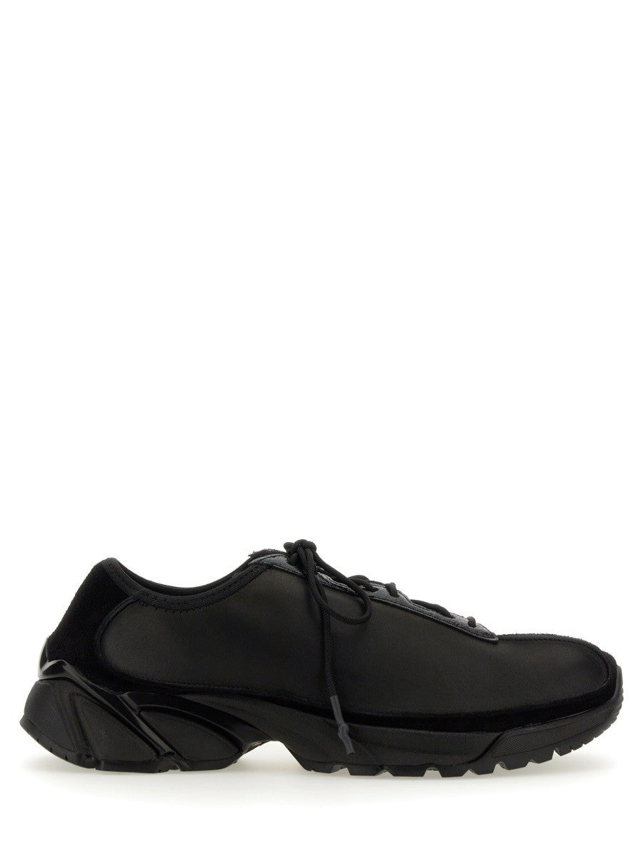 "KLOVE" SNEAKER