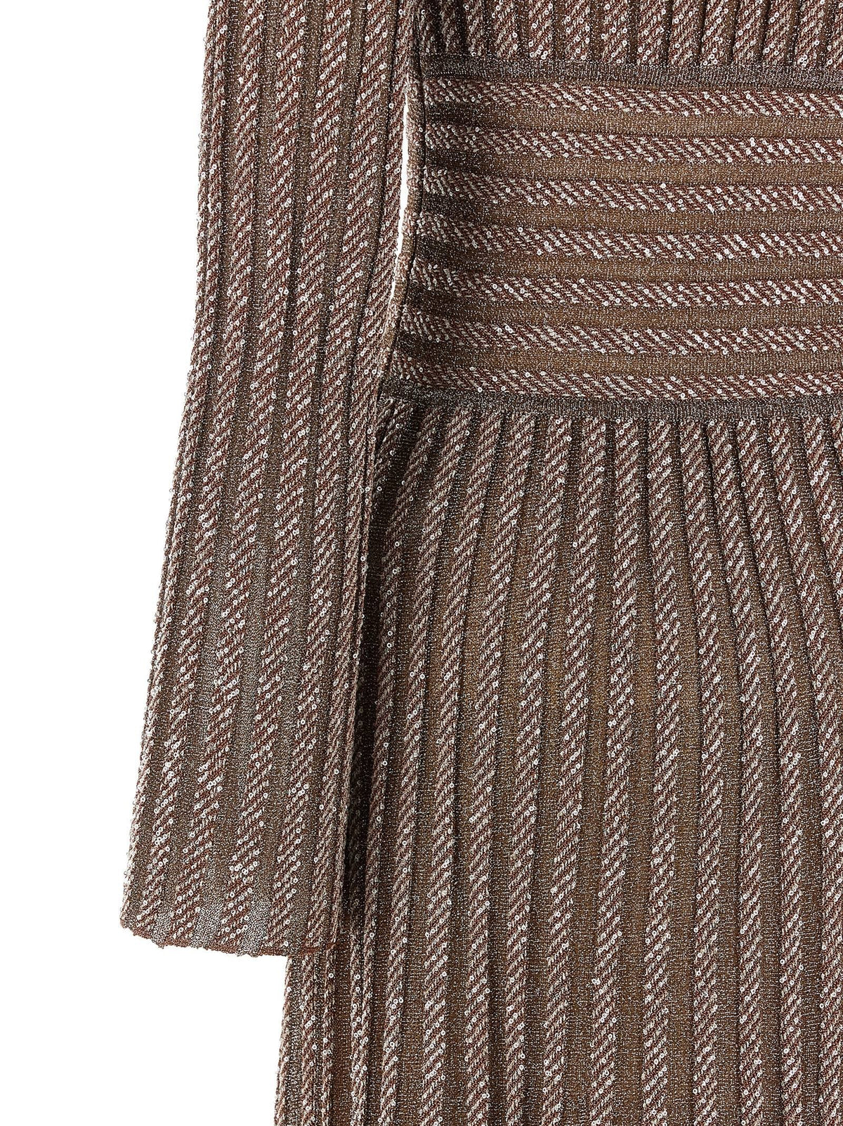 Knitted metallic dress 4