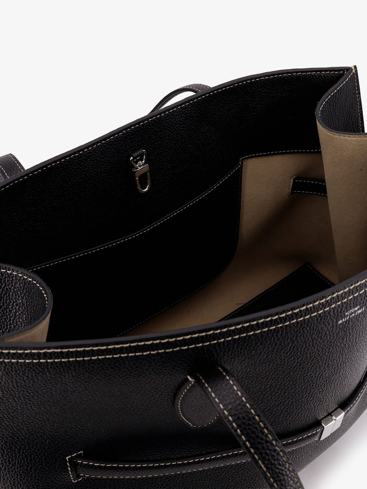 Leather shoulder bag with lettering logo on the front 5