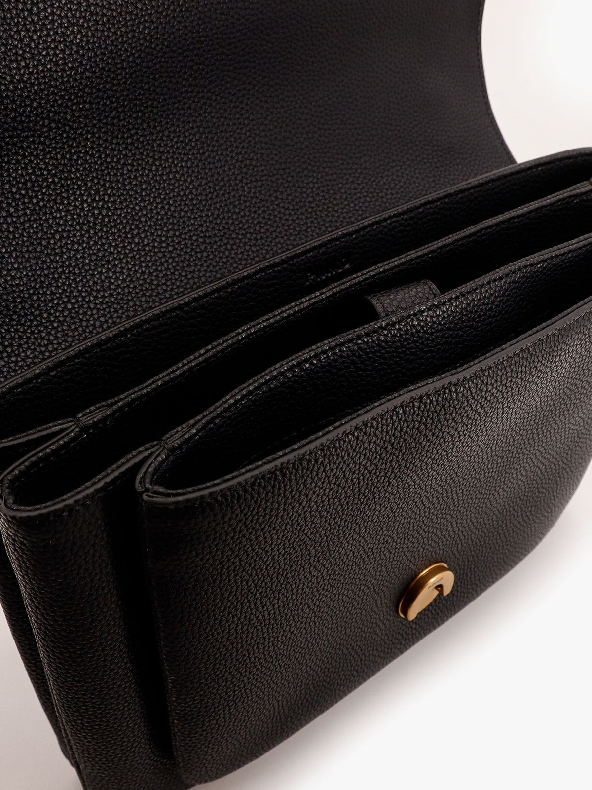 Leather shoulder bag with metal love birds buckle 4