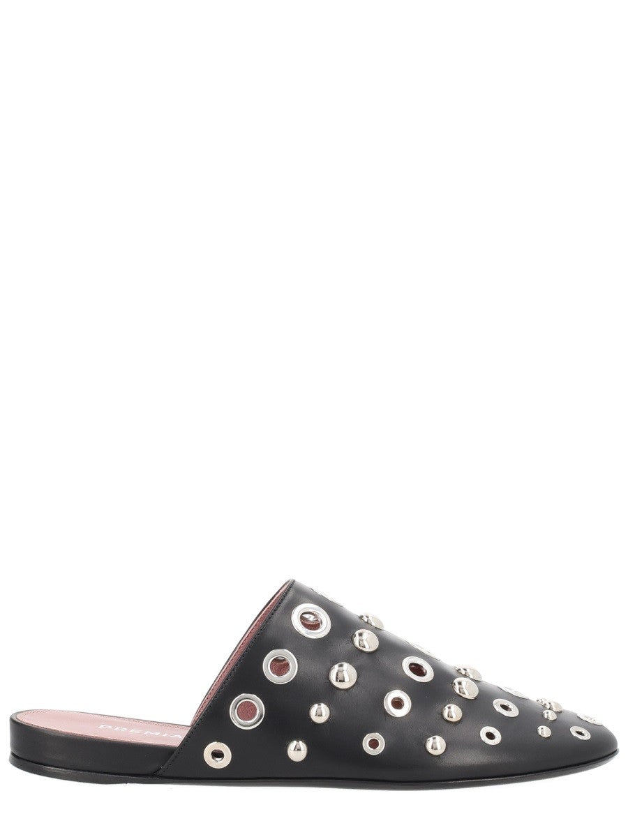 LEATHER SLIPPER WITH STUDS