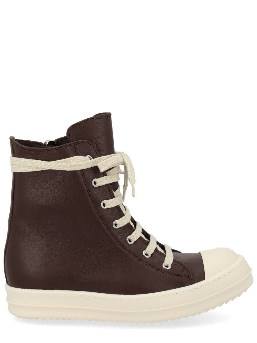 LEATHER SNEAKER