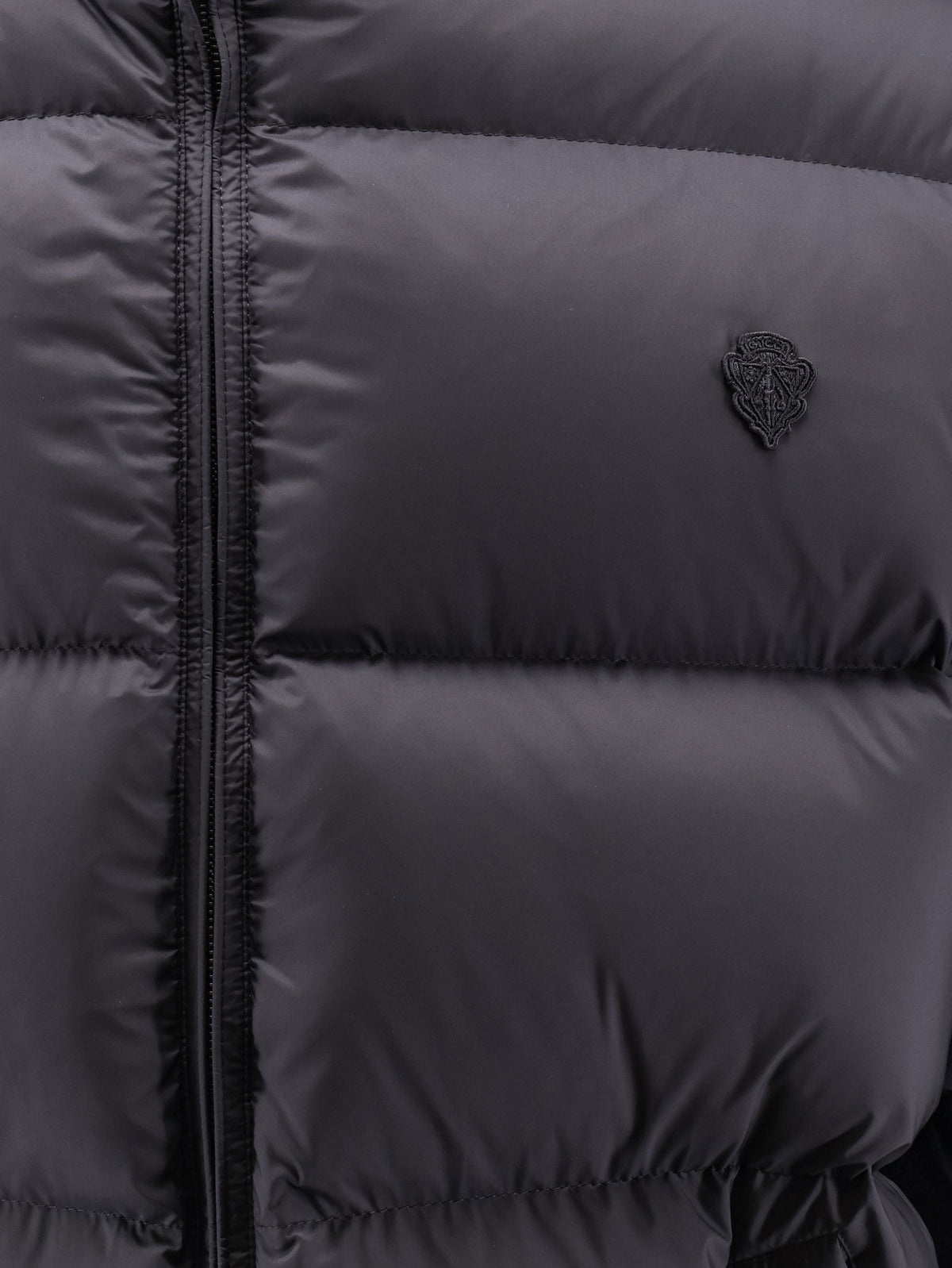 Lightweight polyester down jacket with zip 3