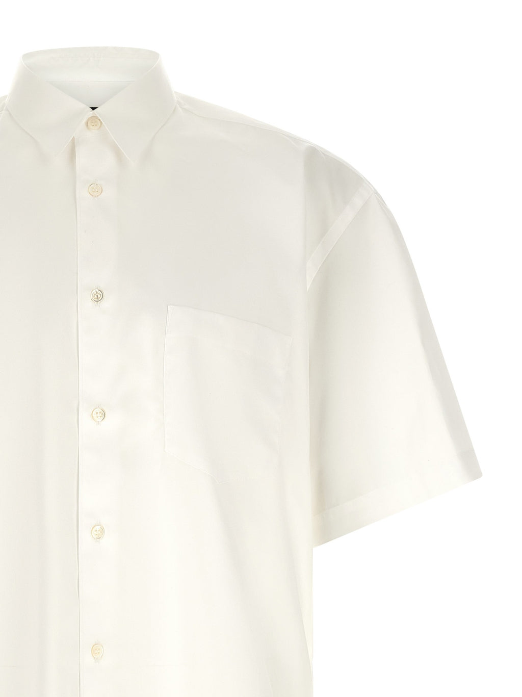 Logo embroidery shirt 3