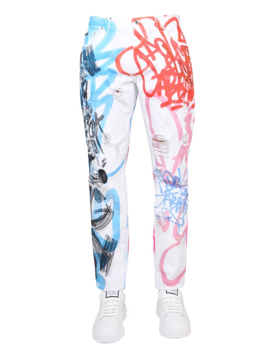LOOSE FIT JEANS