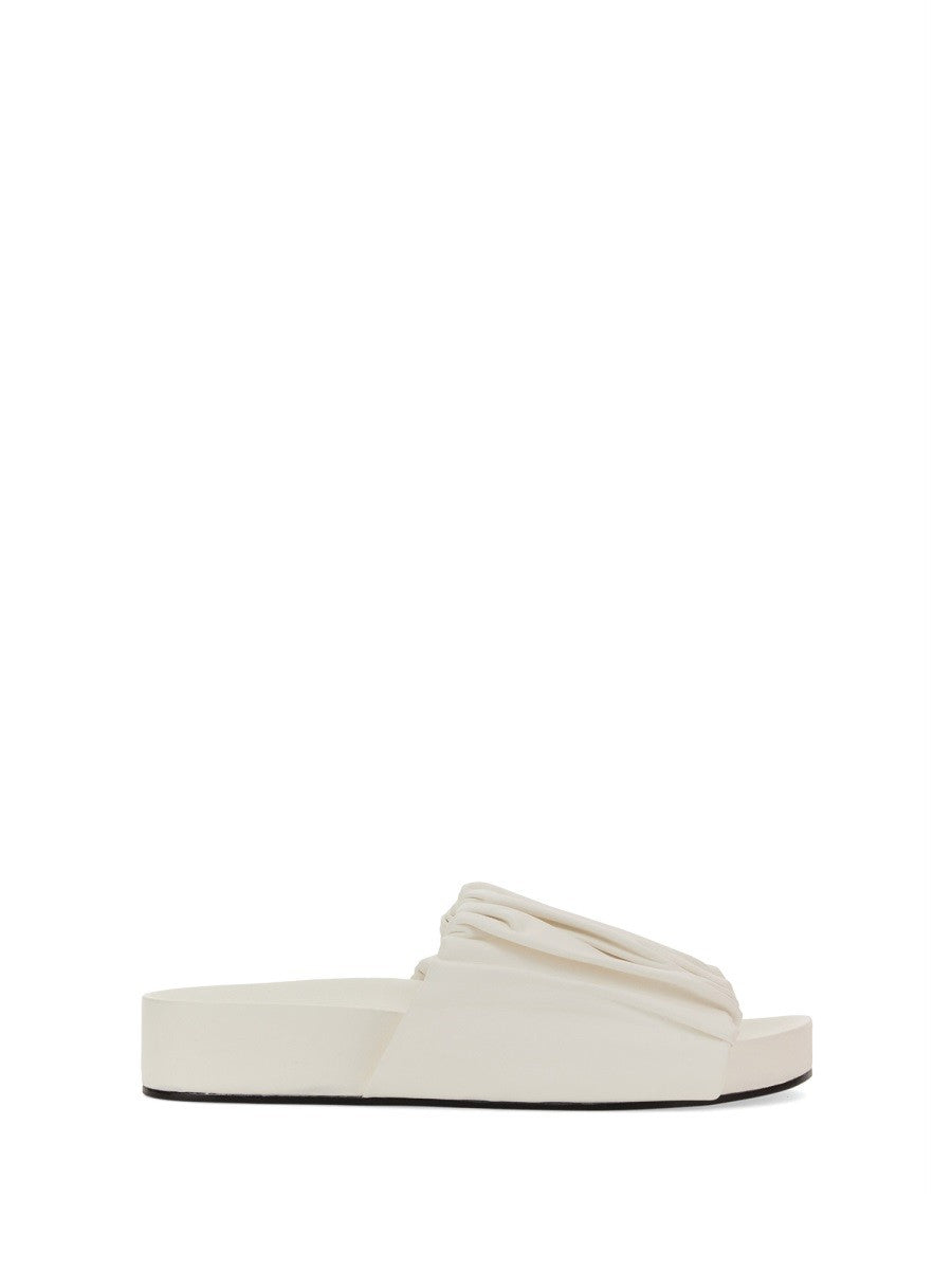 LOW LEATHER SANDALS