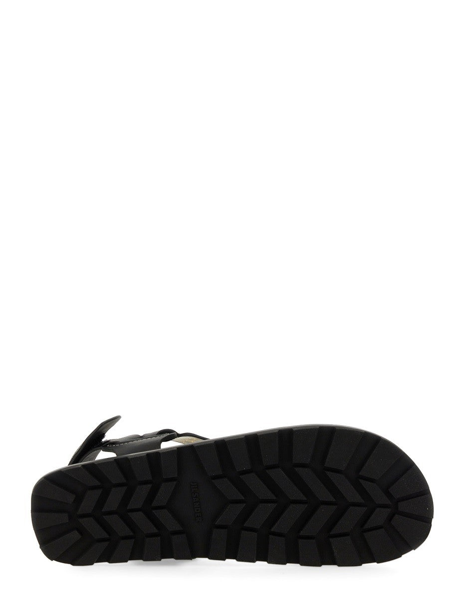 LOW SANDAL. 5