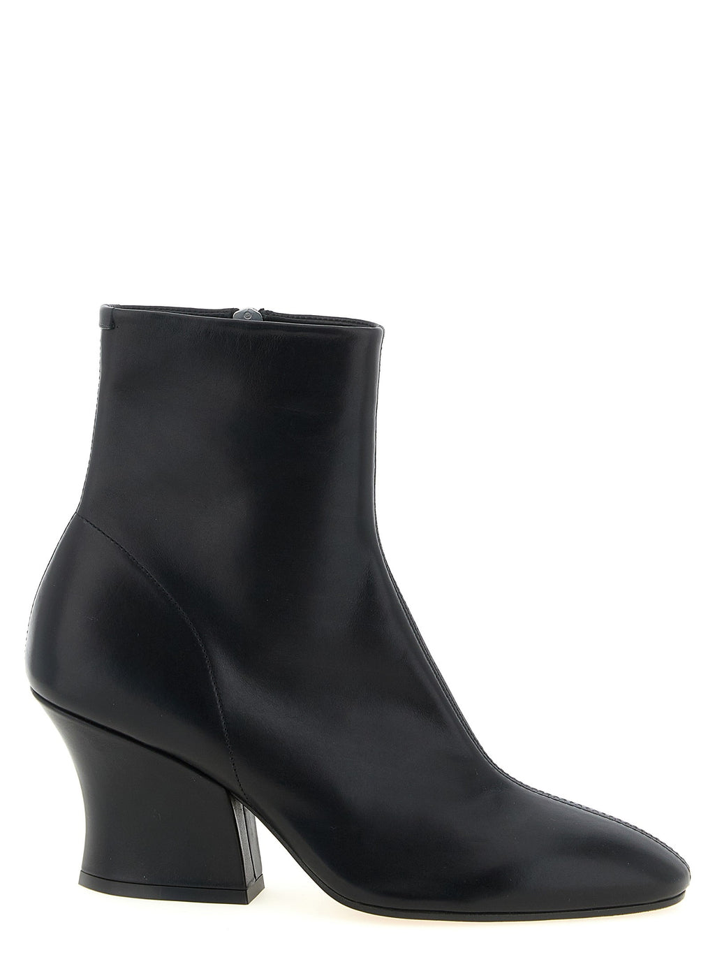 'Lune' ankle boots