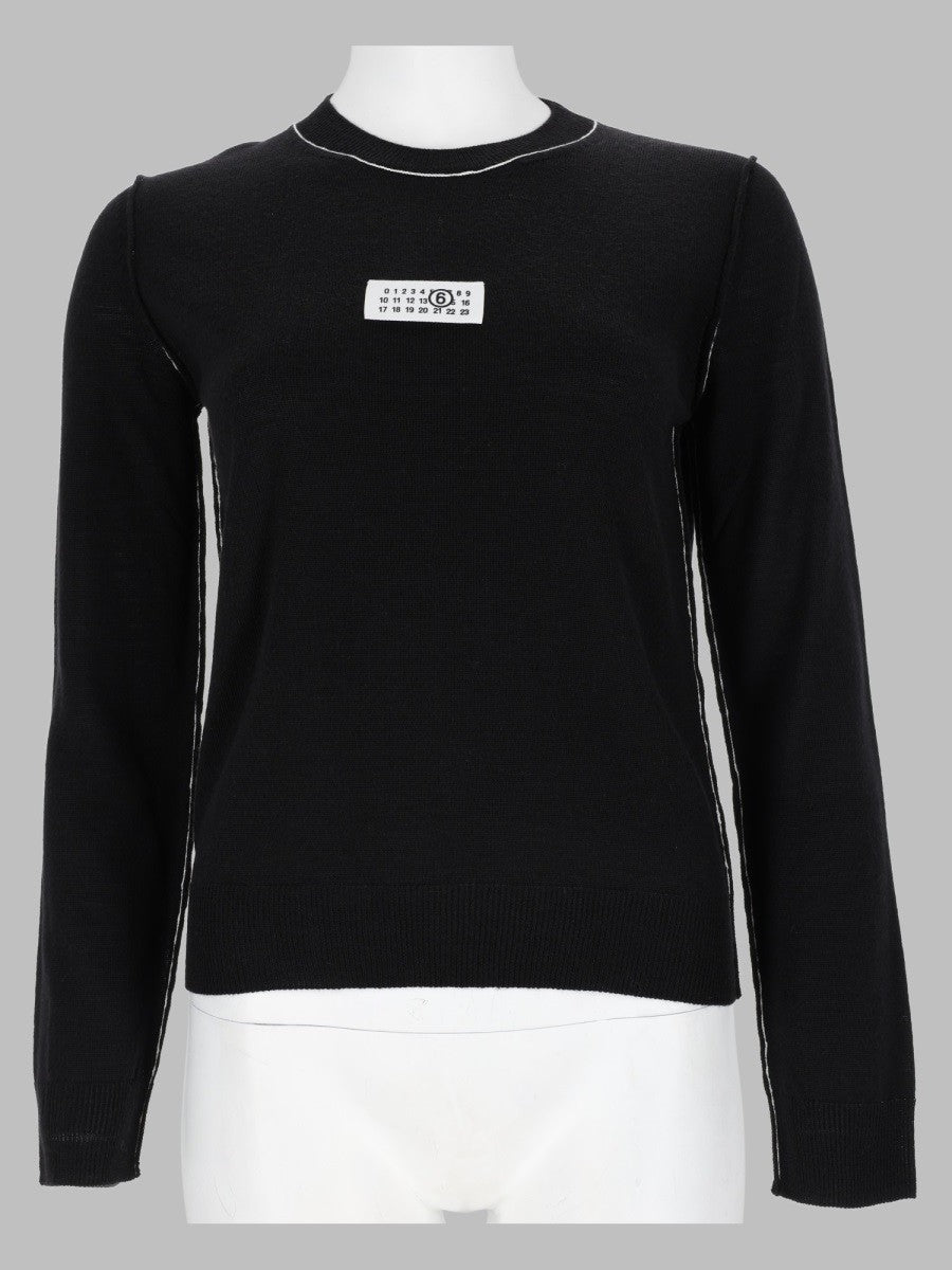 maglia con patch logo