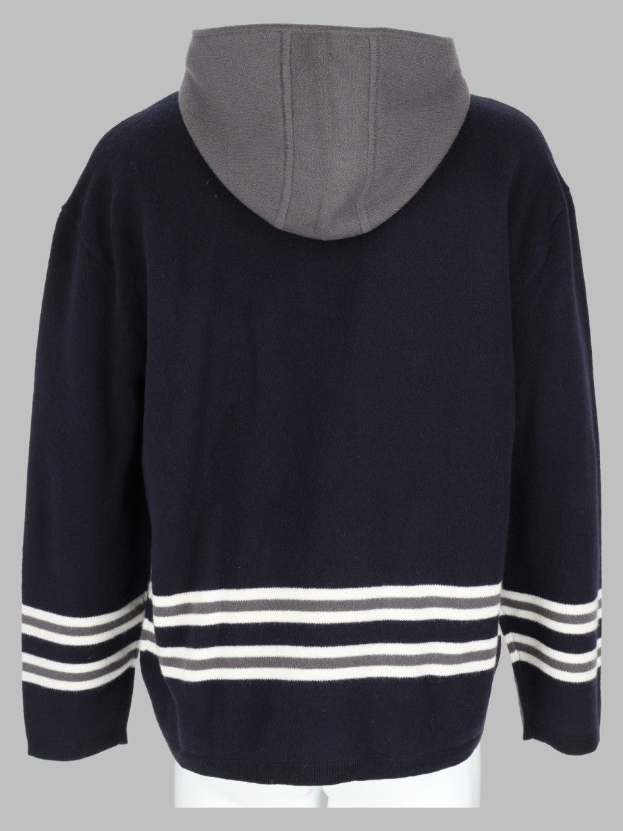 Maglia In Lana Con Cappuccio 2