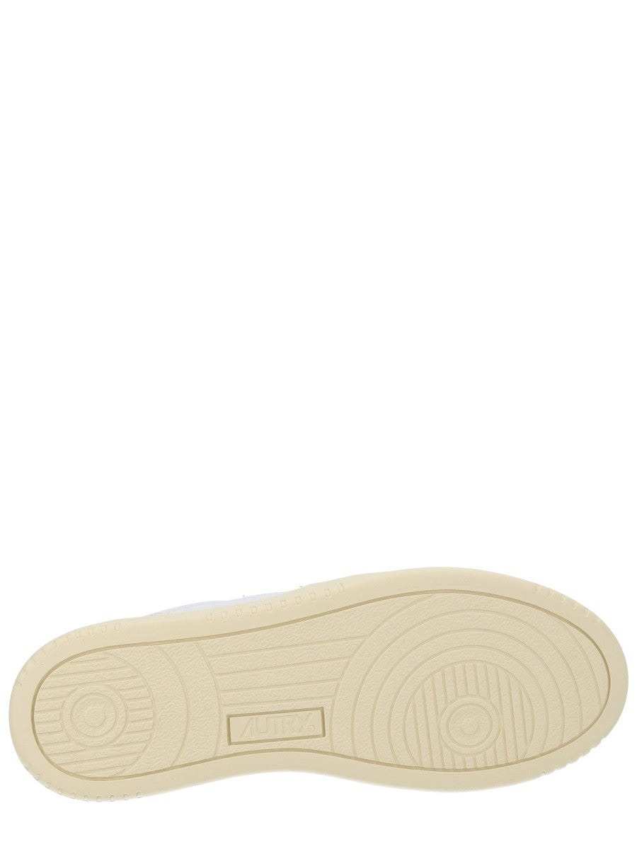 "MEDALIST LOW" SNEAKER 5