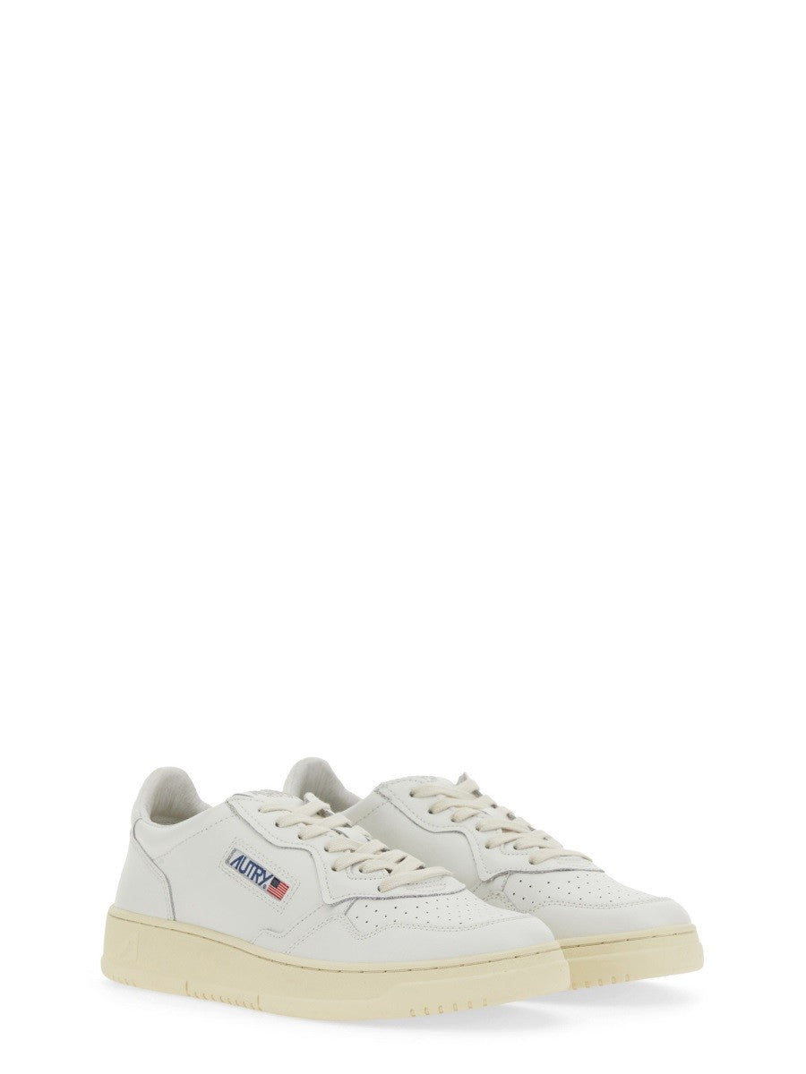 SNEAKER "MEDALIST LOW" 2