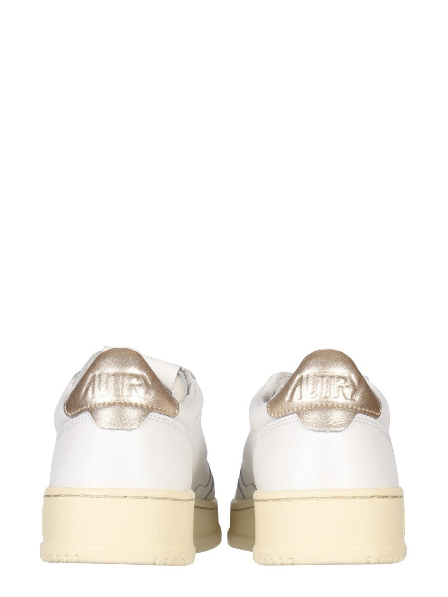 "MEDALIST LOW" SNEAKER 3