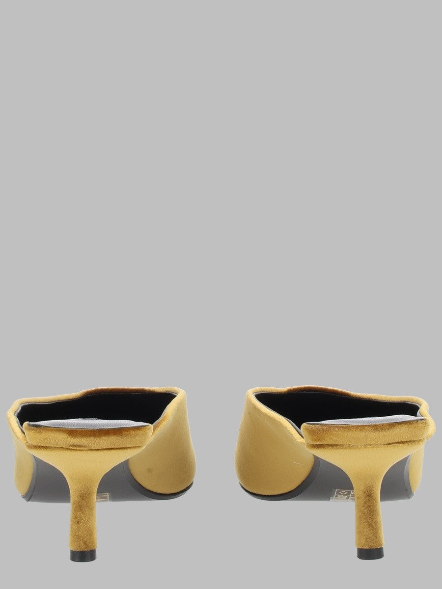 Mule "Nina" 2