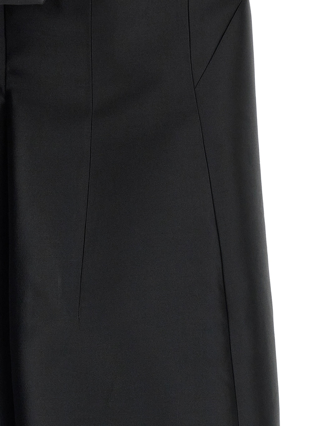 Off-the-shoulder dress 4