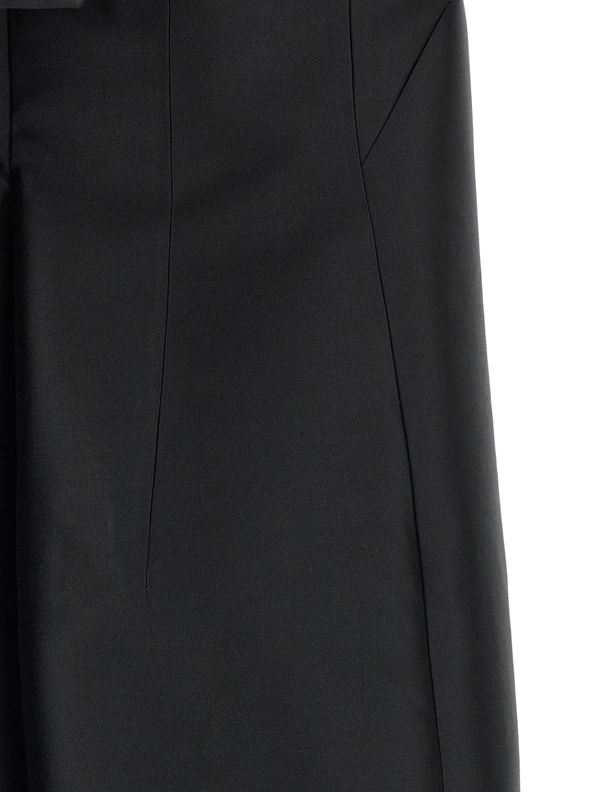 Off-the-shoulder dress 4