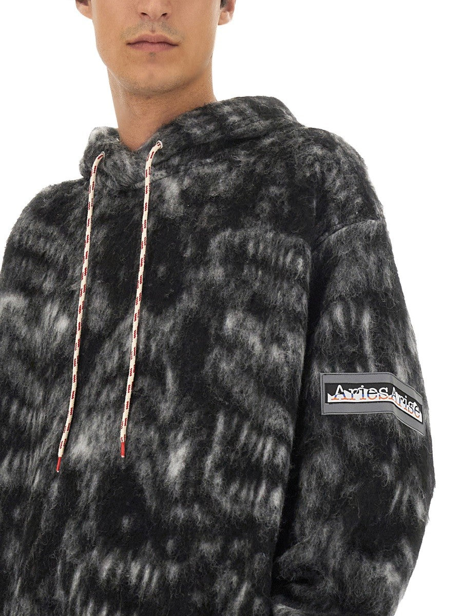 OVERSIZE SWEATSHIRT 4