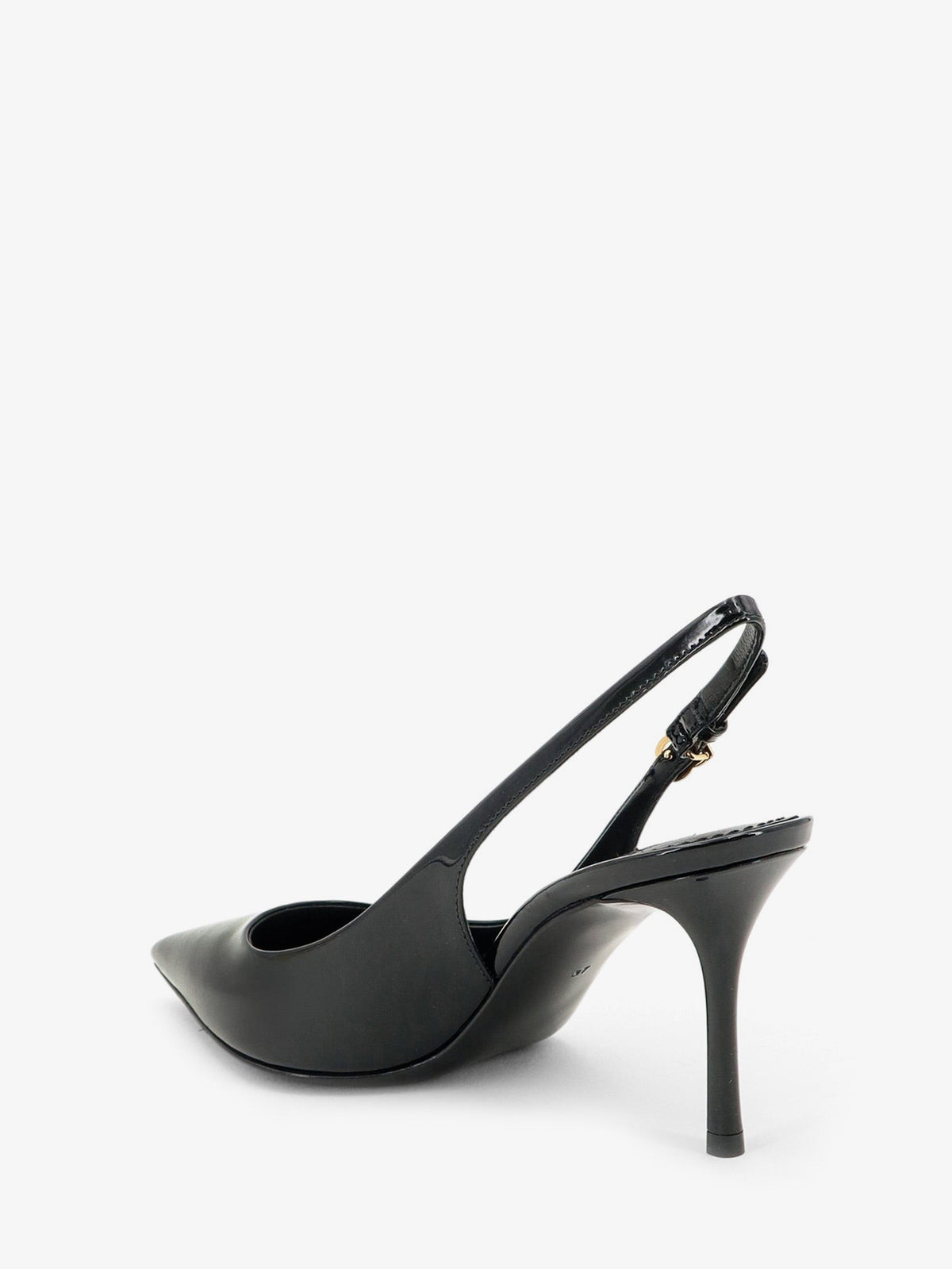 Patent leather pumps 3