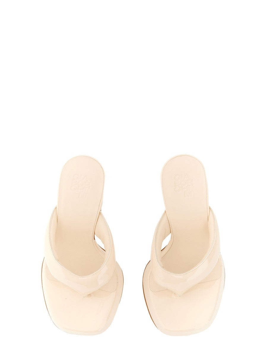 PATENT SANDAL. 2