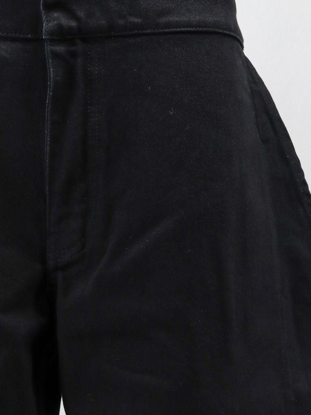 Petal trousers in black denim 3