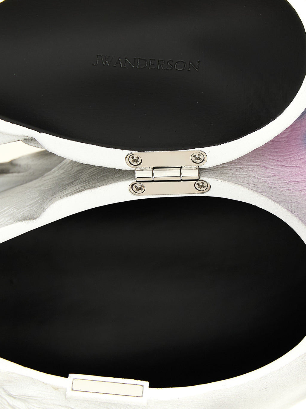 'Pigeon' clutch 4
