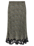 Pleated skirt with lace