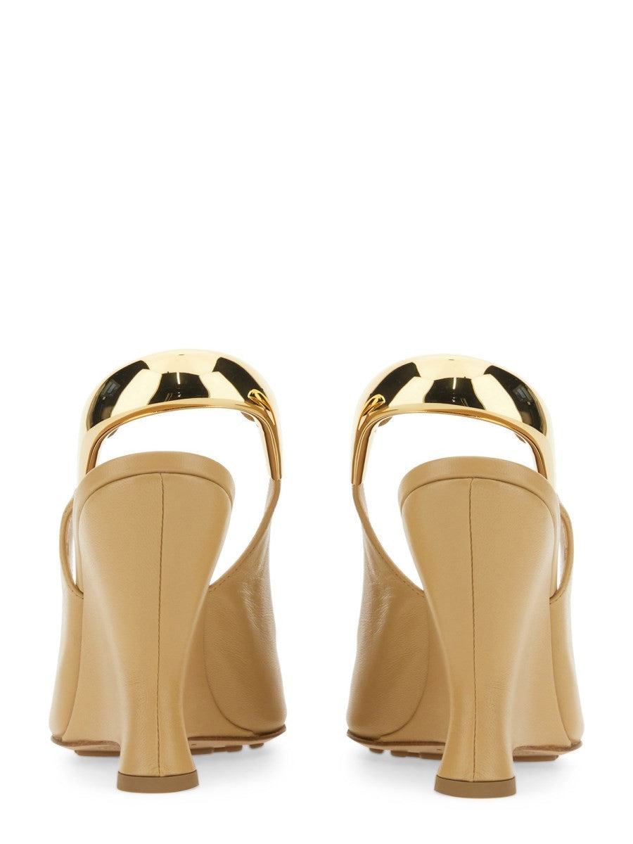 POINTED SLINGBACK PUMPS 3
