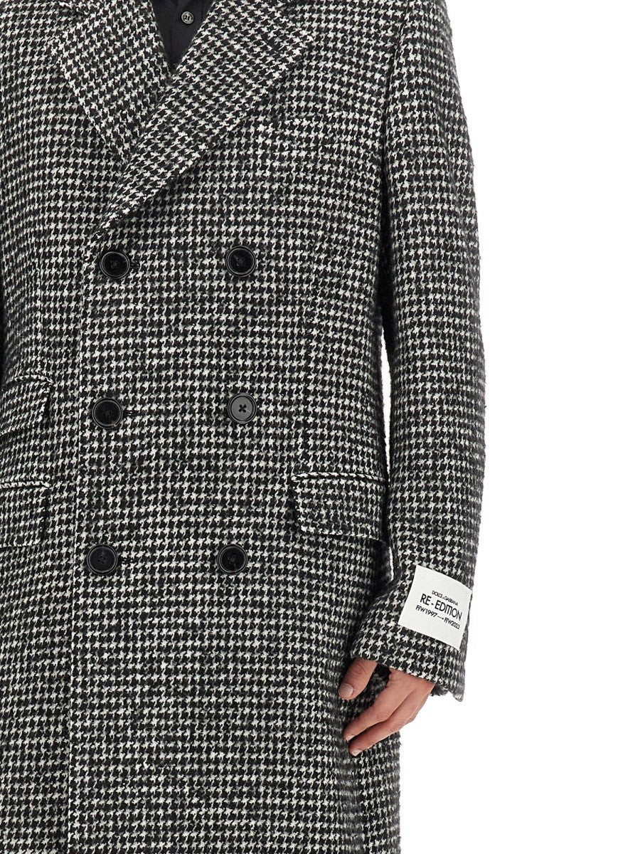 RE-EDITION COAT 4