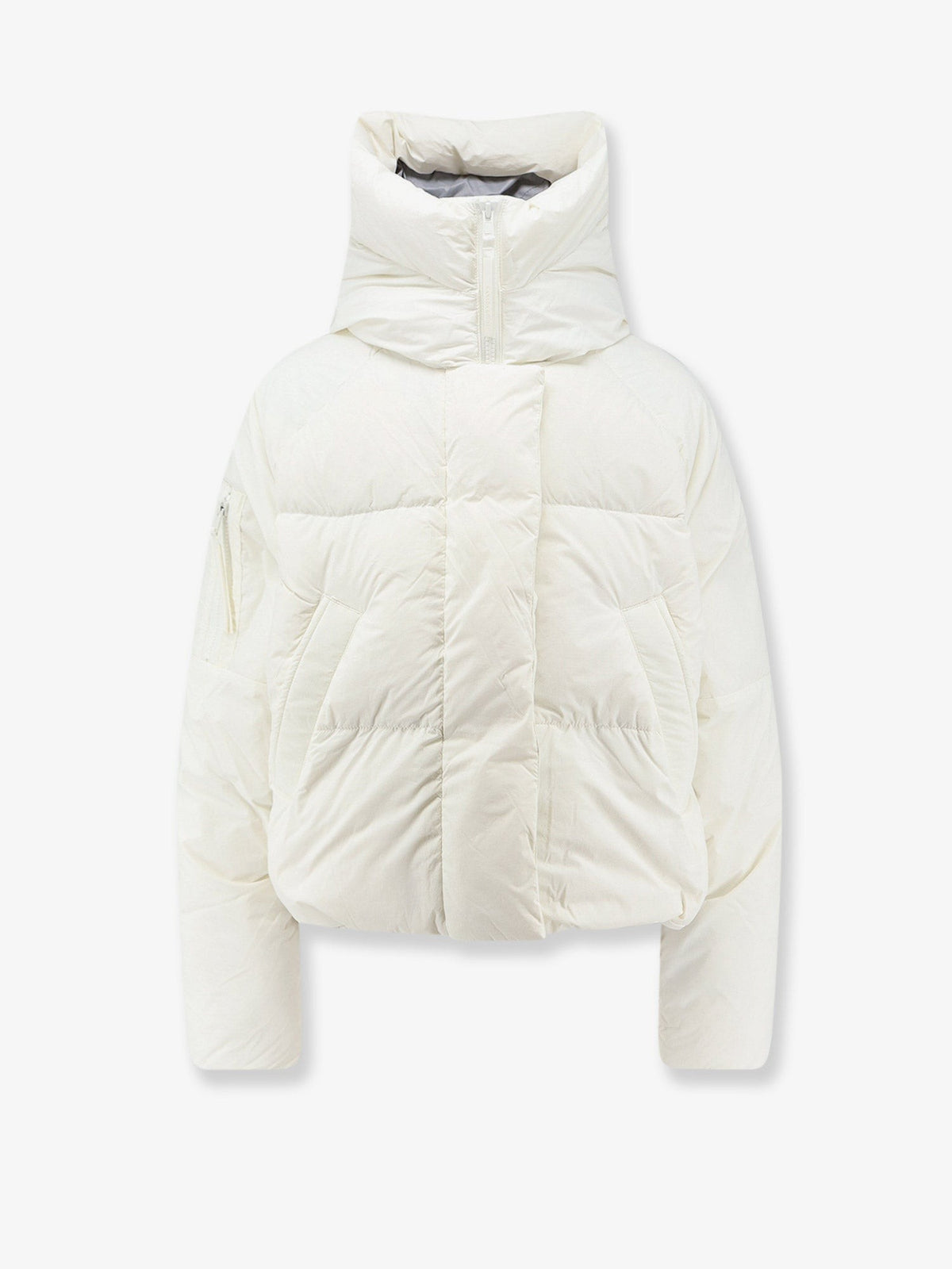 Recycled fabric down jacket