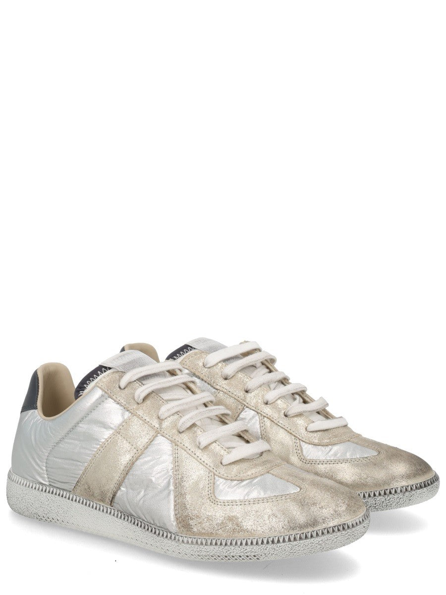 "REPLICA" SNEAKER 2
