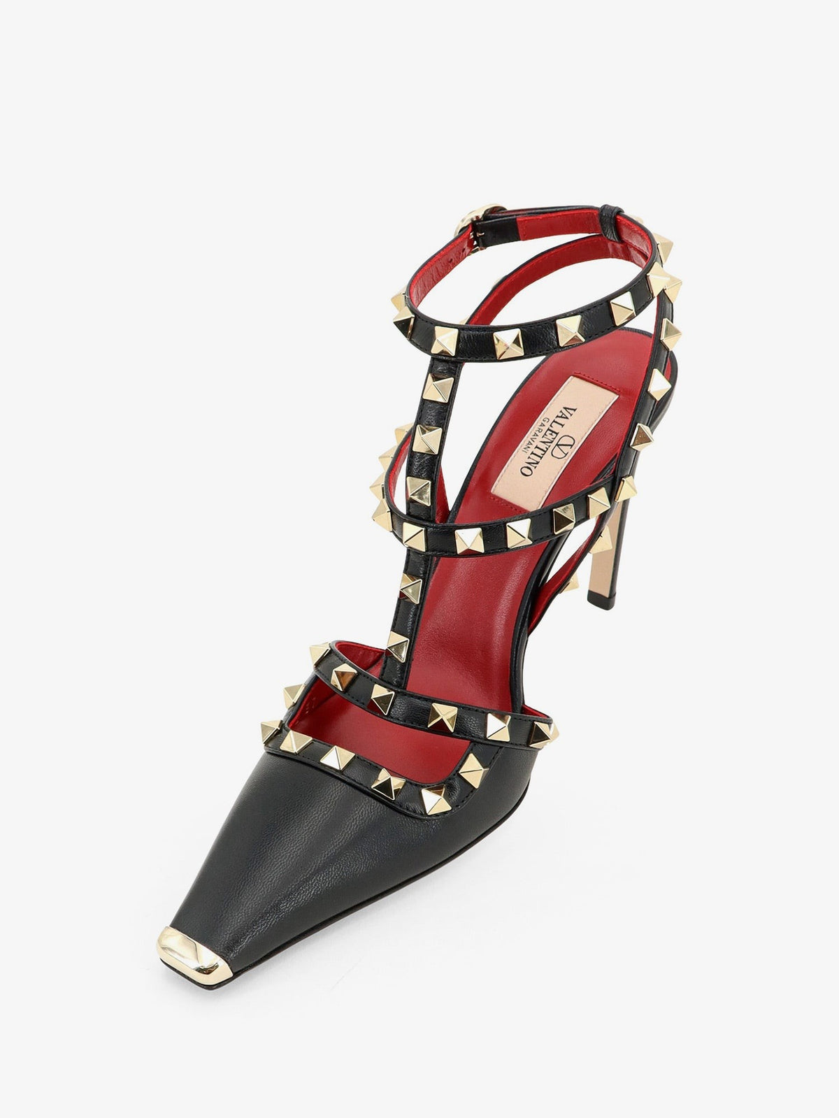 Rockstud leather pumps with iconic studs 4