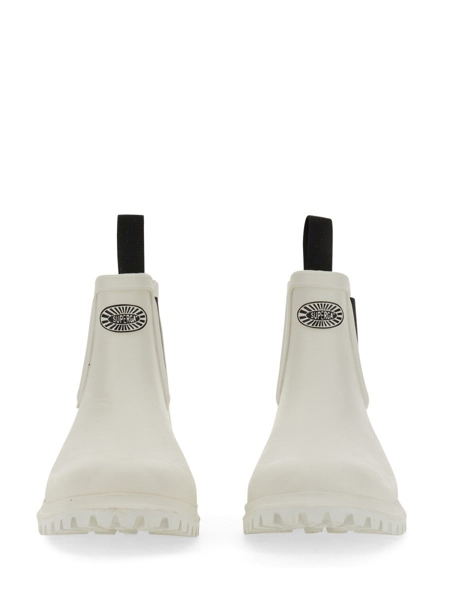 RUBBER BOOT 4