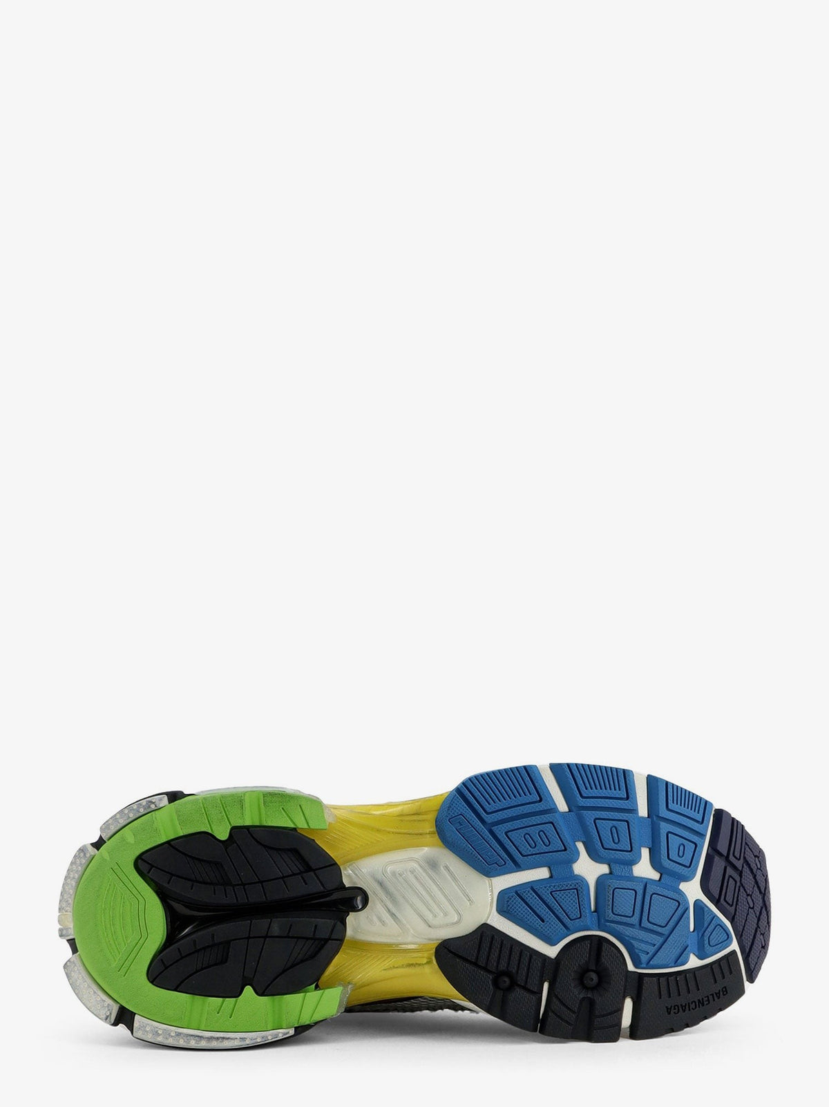 Runner sneakers in mesh and nylon 4