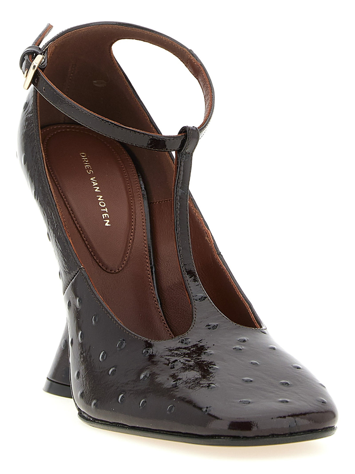 Sculptural heel pumps 2