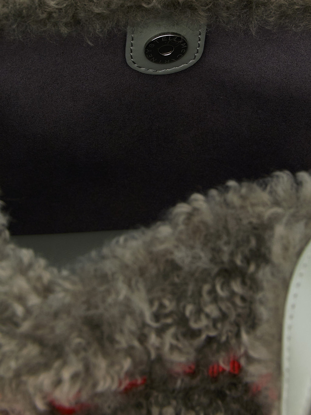 Shearling logo shopping bag 4