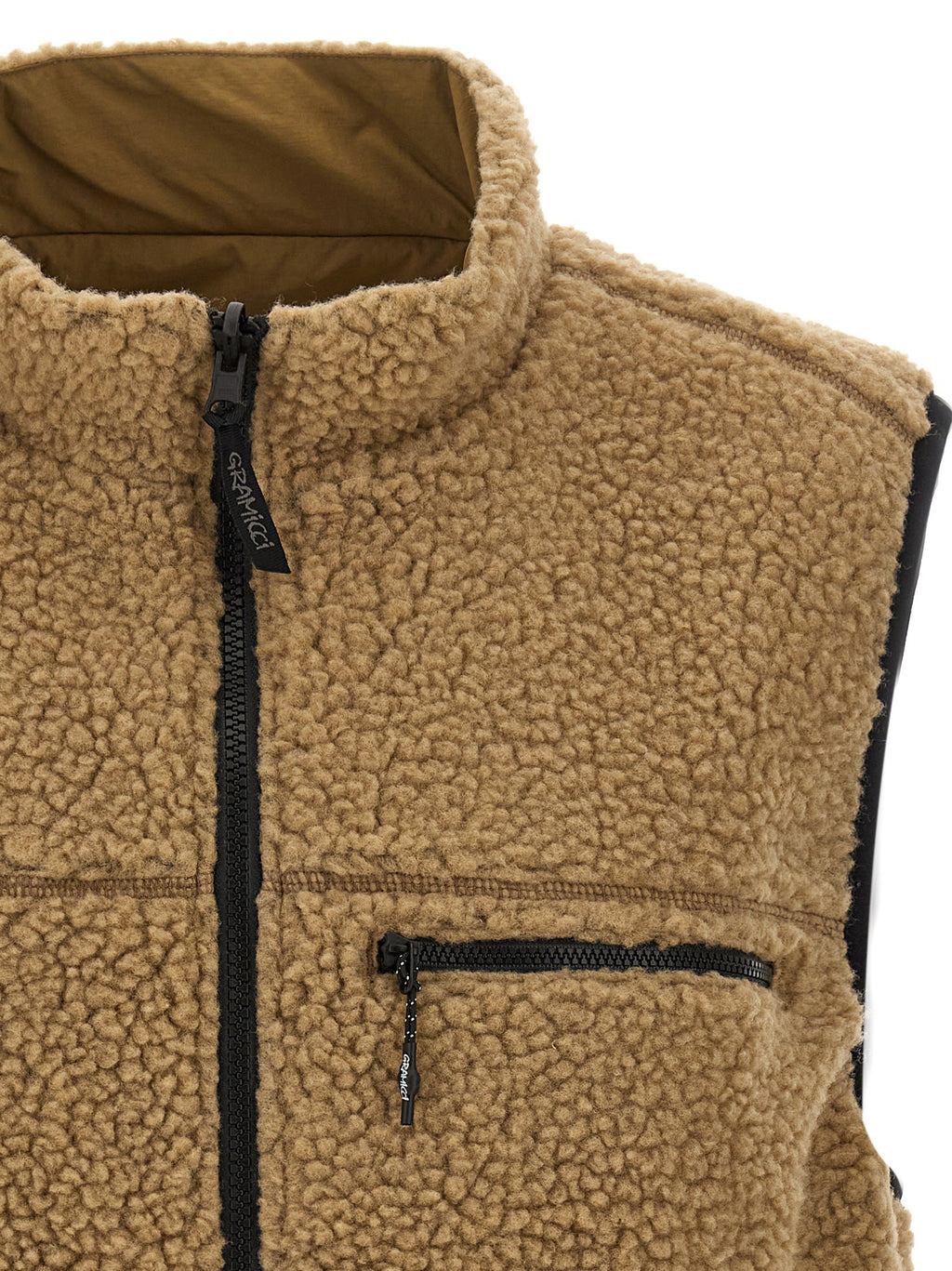 'Sherpa' reversible vest 4