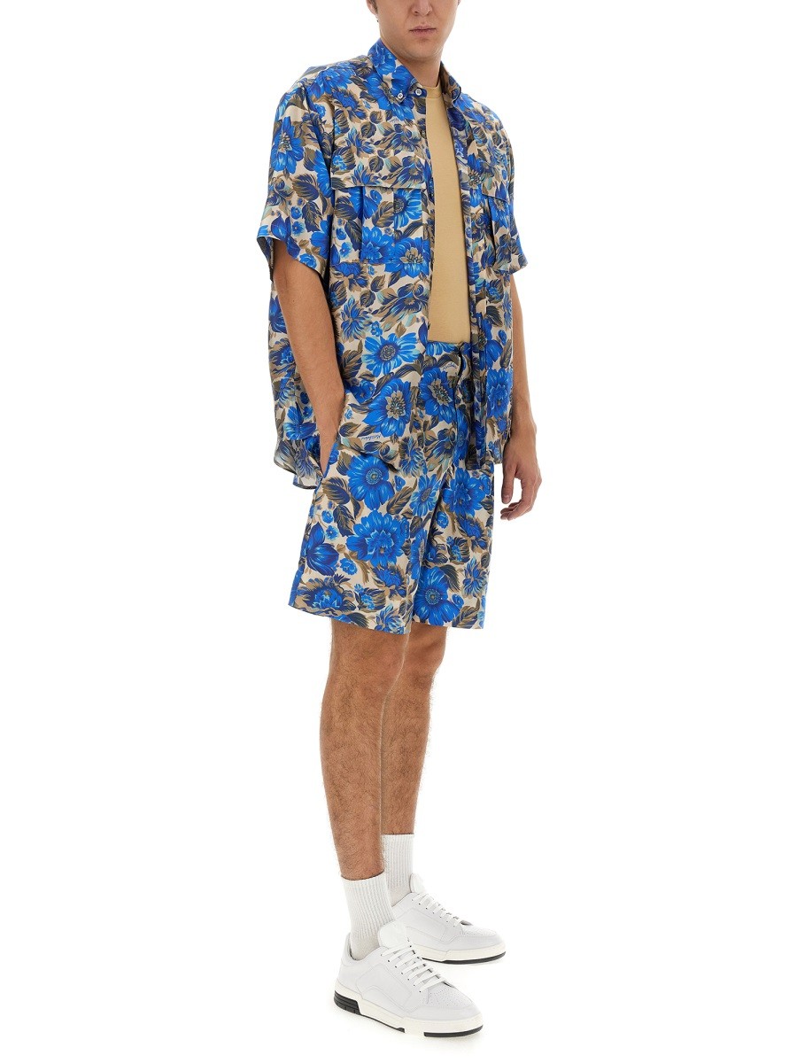 SHORT ALL OVER BLUE FLOWER 2
