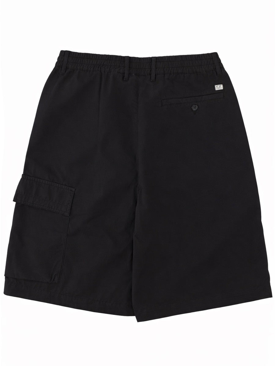 SHORTS CARGO CON PATCH LOGO 3