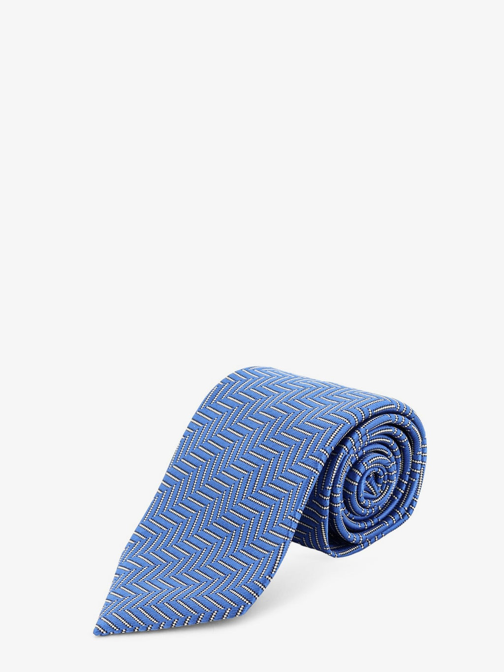 Silk tie with geometric pattern