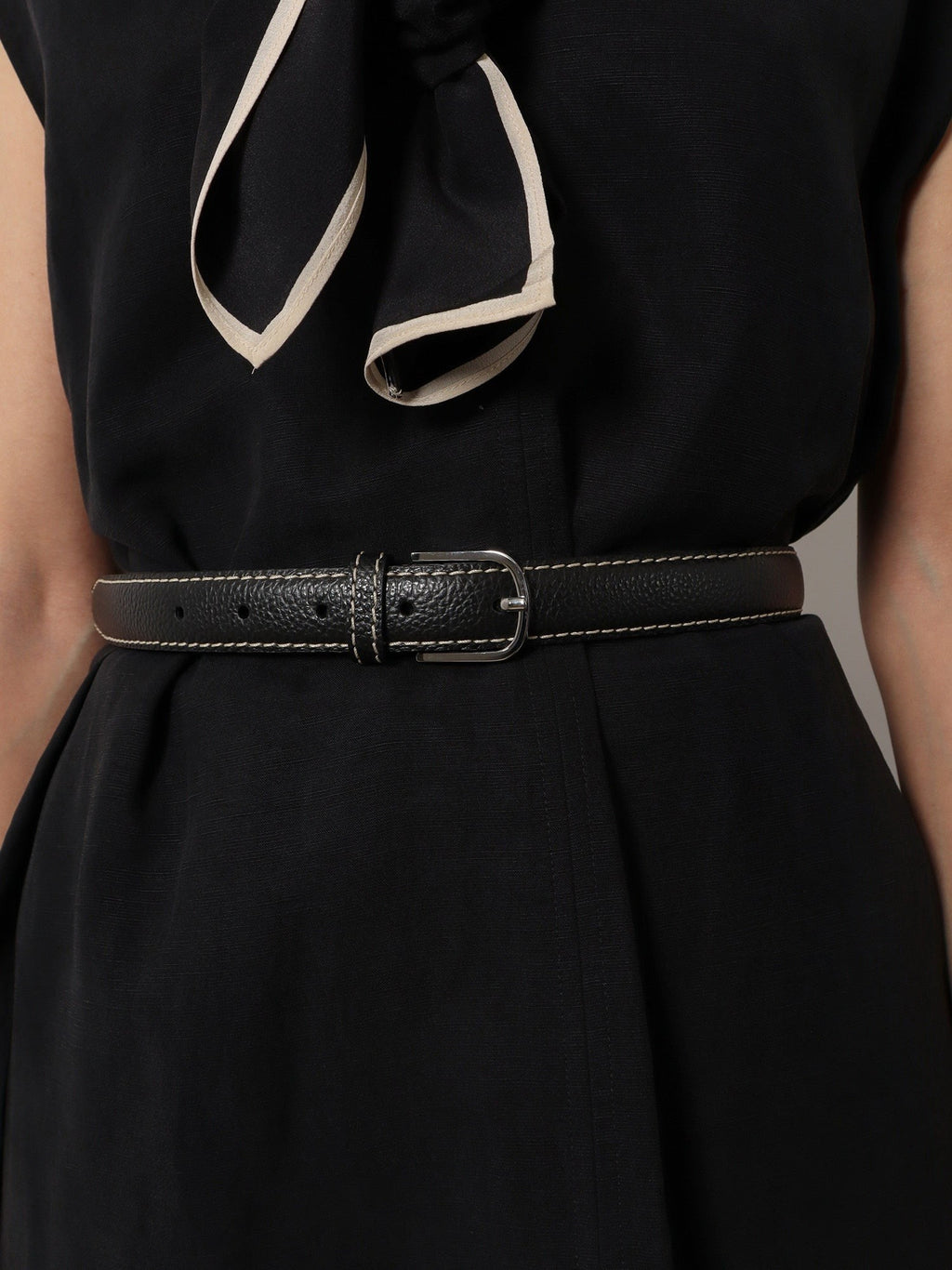 Slim Grained leather belt 2