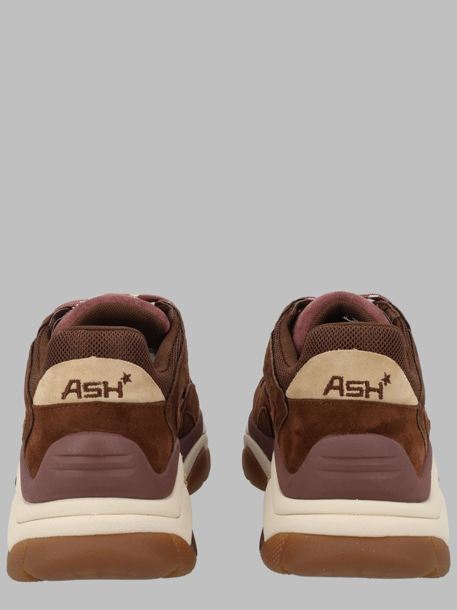 Sneaker "Addict" 2