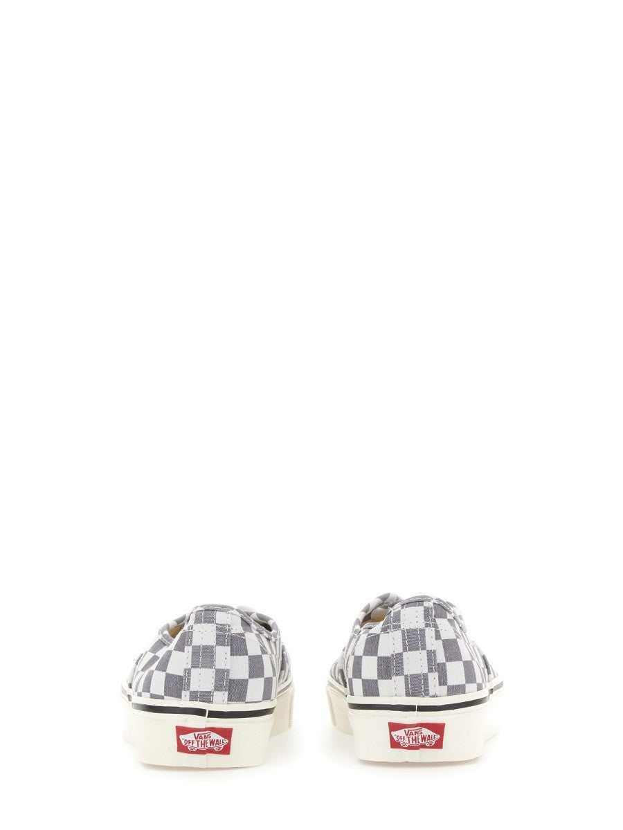SNEAKER AUTHENTIC 44 DX 3