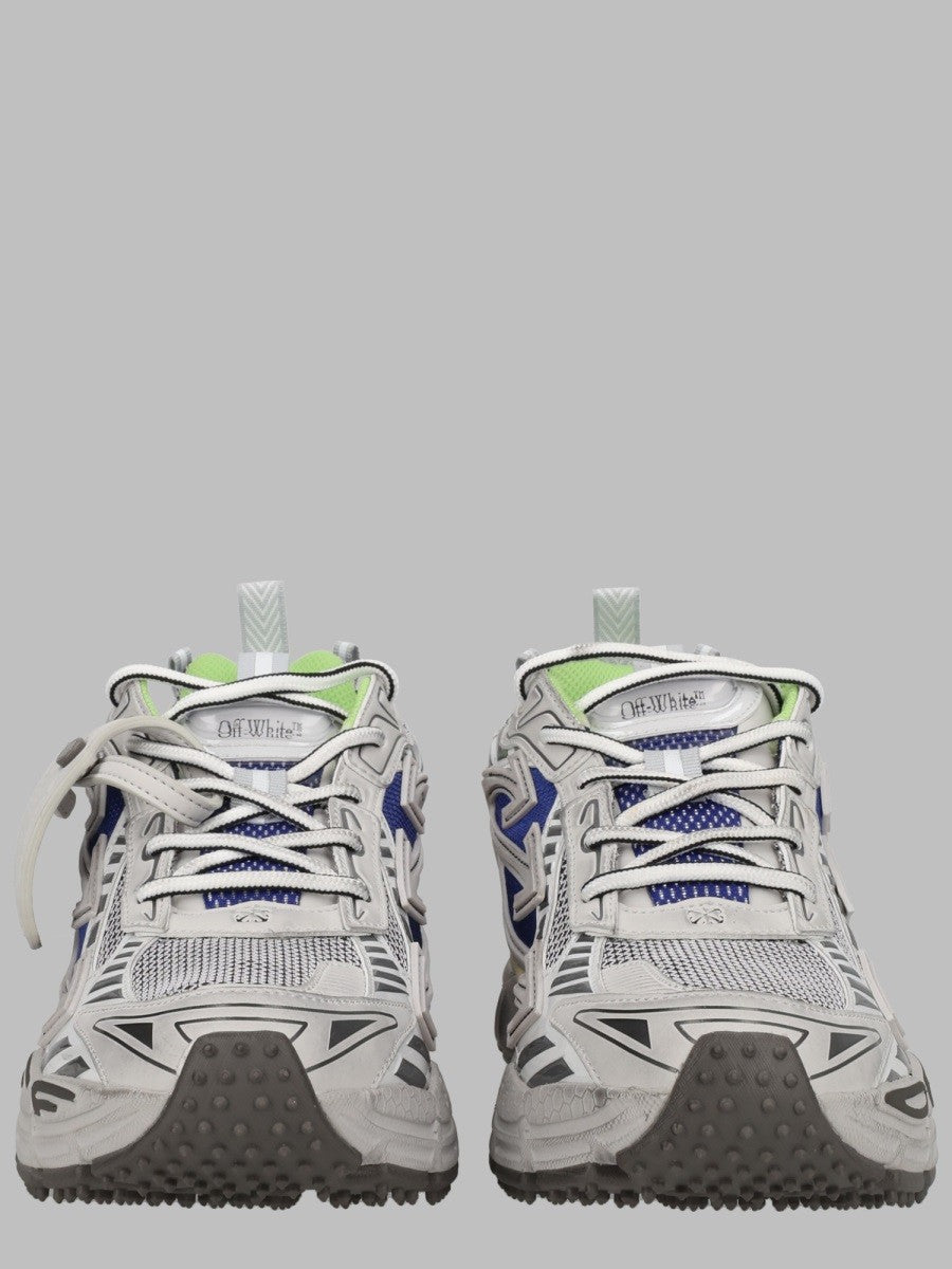 Sneaker "Be Right Back Worn Out"