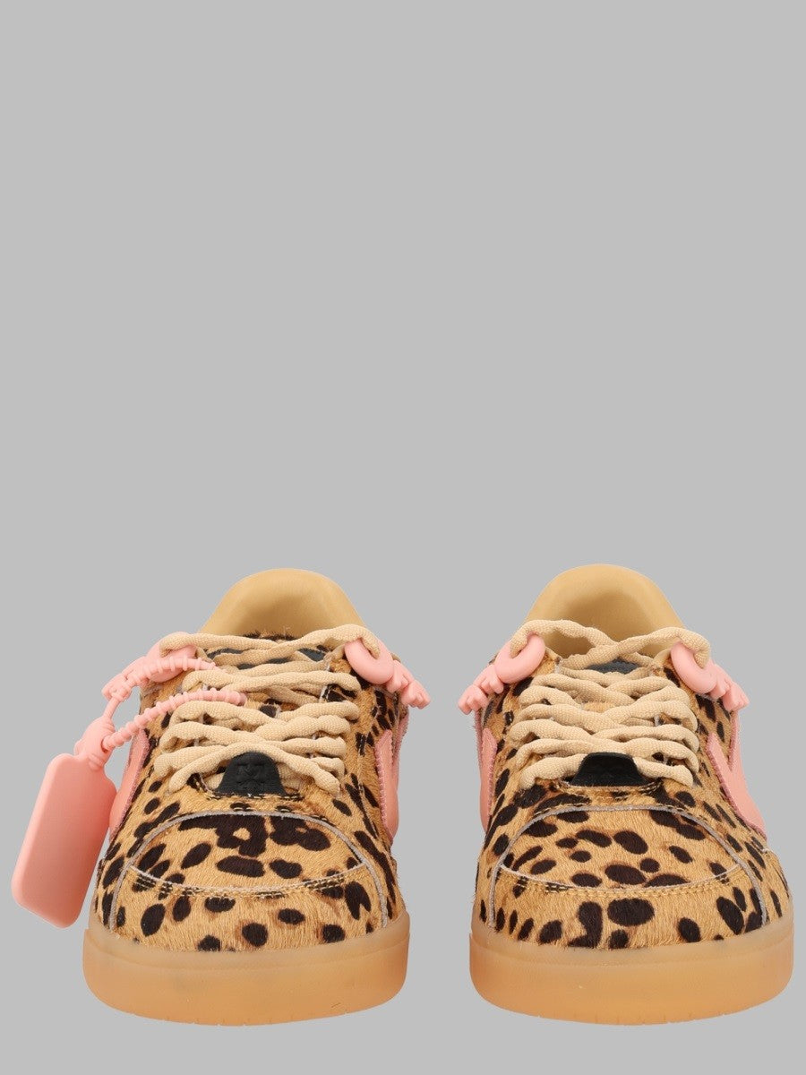 Sneaker "End Of Play"