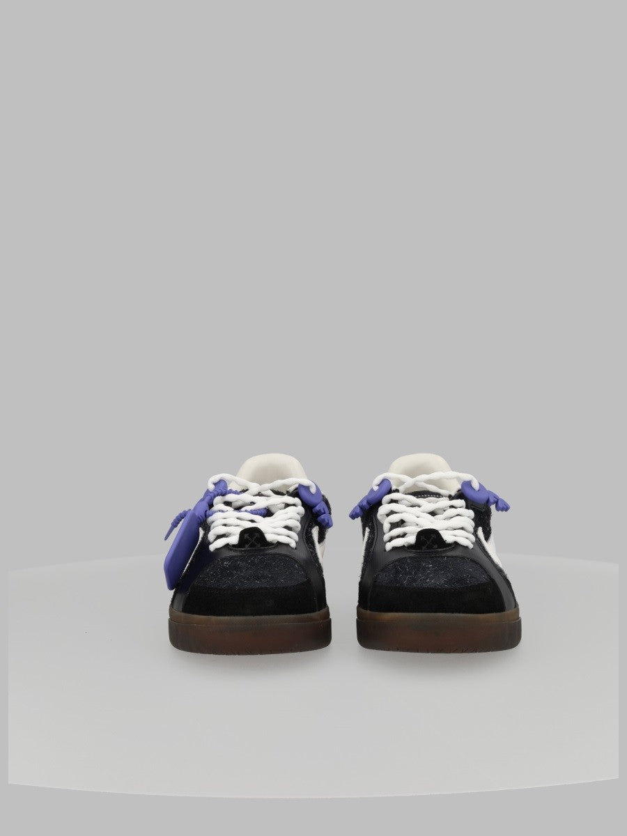 Sneaker "End Of Play"
